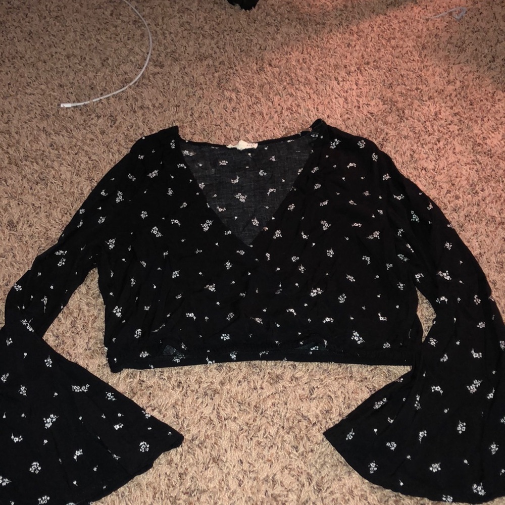 Long Sleeve Black Crop Top